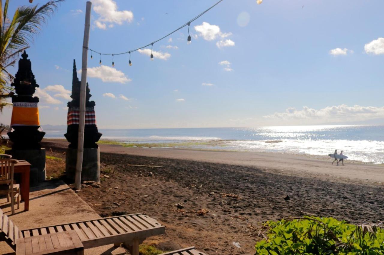Keramas Surf Camp Hotel Ngoại thất bức ảnh