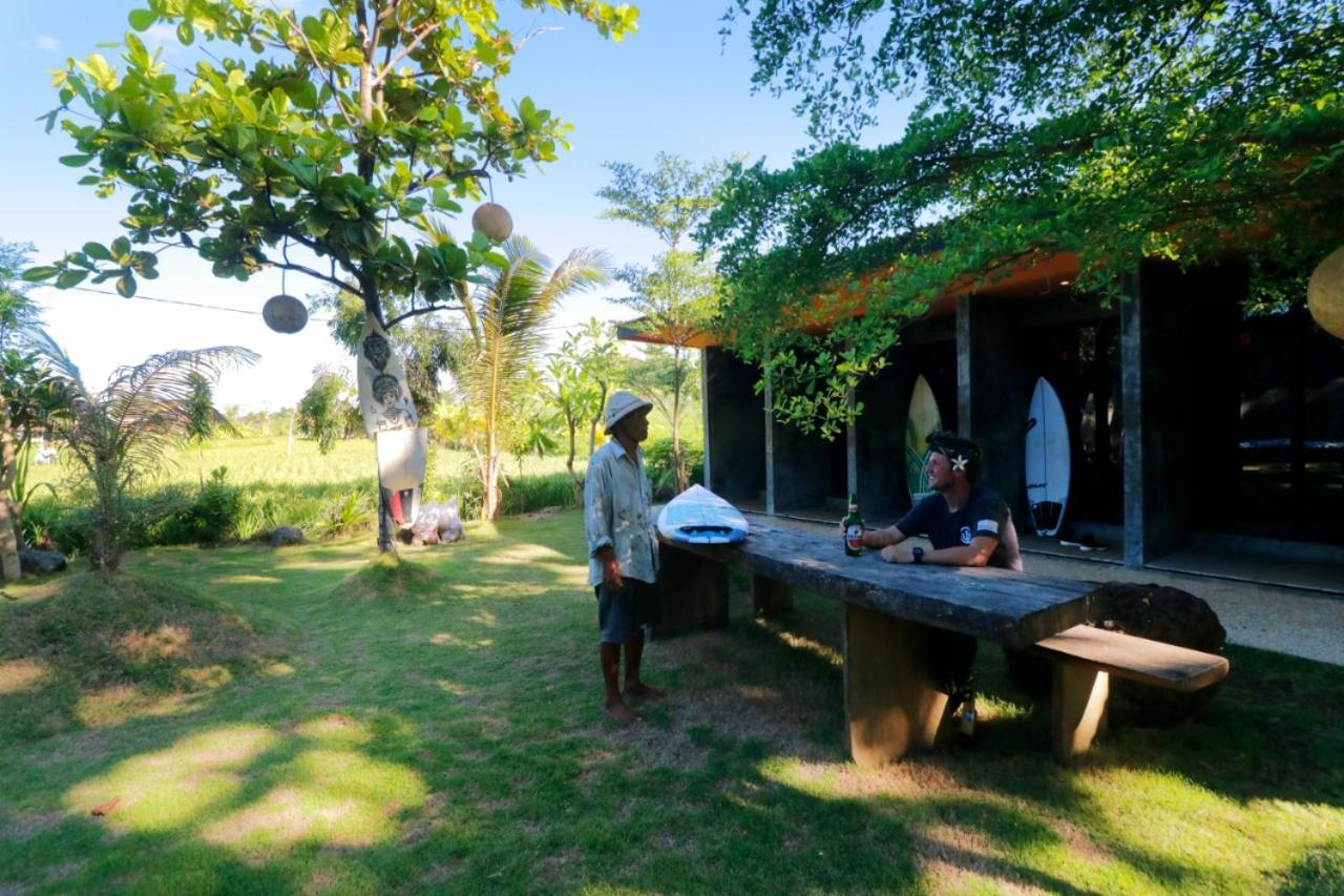 Keramas Surf Camp Hotel Ngoại thất bức ảnh